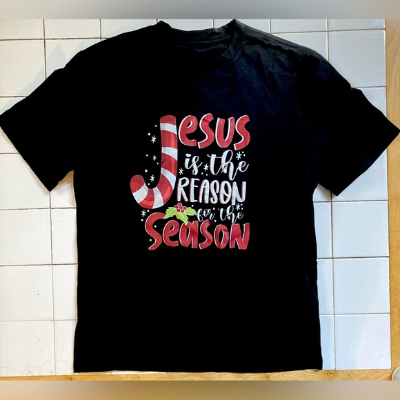 Jesus Is The Reason For The Season TShirt - Picture 1 of 4